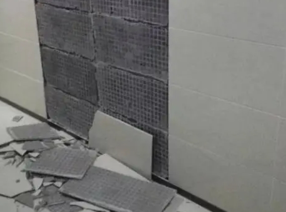 黑水瓷砖空鼓维修公司分享下黑水墙砖松动维修的知识